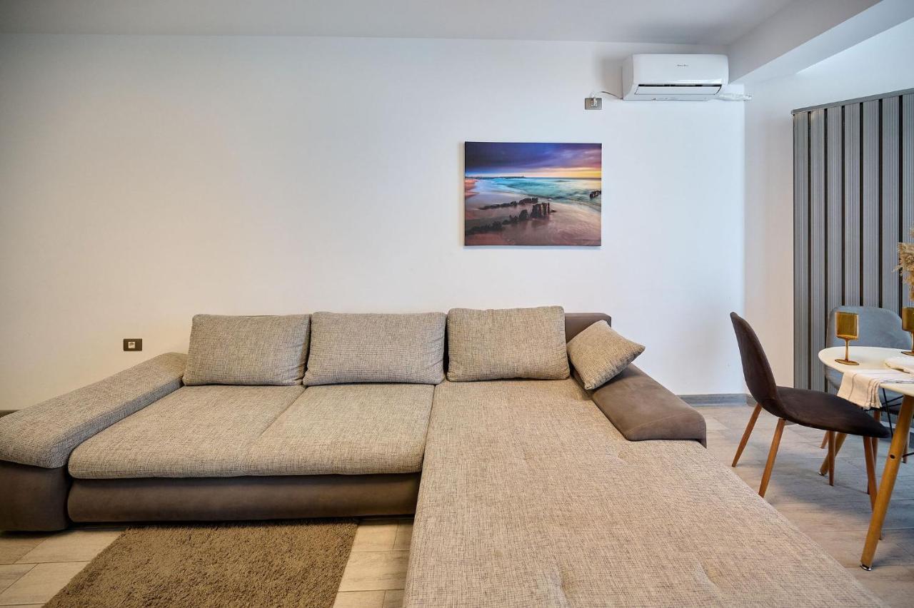 Paradise Sea View 2Bd Apt Spa N Pools Beach Resort Navodari Exterior photo
